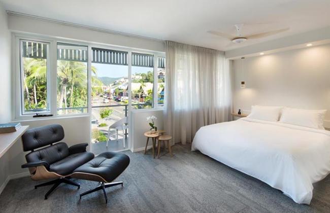 Heart Hotel & Gallery Airlie Beach