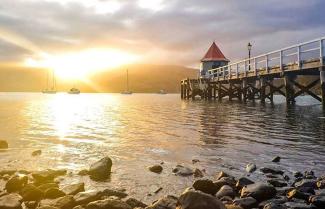 Sunsett in beautiful Akaroa Harbour